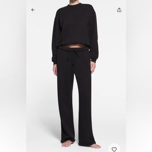 NWOT SKIMS Cotton Fleece Straight Leg Pant
